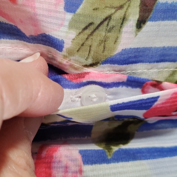 02537 Talbots blue stripes and pink floral semi-sheer L/S blouse M - Picture 7 of 9